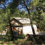 Seaside Holiday House Cove Grebisce, Hvar - 3375